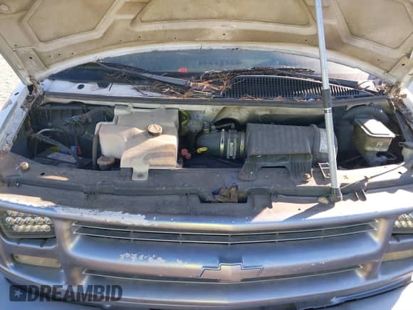 2002 Chevrolet Express with VIN 1GCEG15W321157717, listed as a IAAI auction lot 41716922 with Not provided miles and . Bid and sale history available at DreamBid. Image 10.