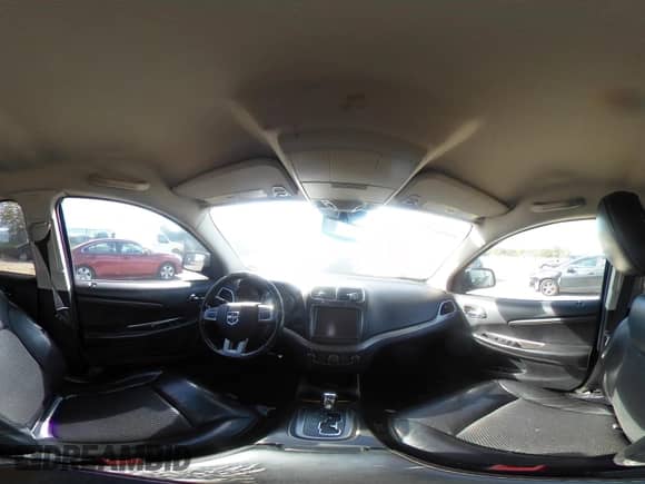 2015 Dodge Journey Crossroad with VIN 3C4PDCGB0FT547213, listed as a IAAI auction lot 43426178 with 99,999 mi miles and . Bid and sale history available at DreamBid. Image 18.