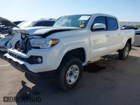 2021 Toyota Tacoma SR5 z VIN 3TMDZ5BN4MM111750, wystawiony jako IAAI lot #41981638 z przebiegiem 26 030 mil mil oraz . Historia ofert i sprzedaży dostępna na DreamBid. Obrazek 2.