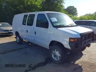2012 Ford Econoline Cargo Super Duty Commercial z VIN 1FTSE3ELXCDB08539, wystawiony jako IAAI lot #42671116 z przebiegiem 239 783 mil mil oraz . Historia ofert i sprzedaży dostępna na DreamBid. Obrazek 1.