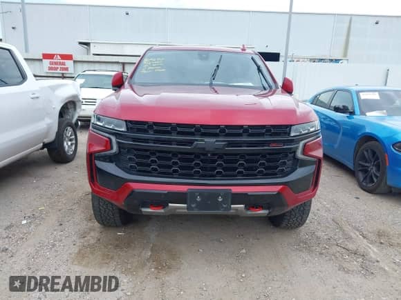 2022 Chevrolet Suburban Z71 с VIN 1GNSKDKDXNR127651, выставлен на аукционе IAAI как лот 42893918 с пробегом 87 684 миль миль и . История ставок и продаж доступна на DreamBid. Изображение 13.