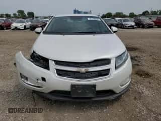2015 Chevrolet Volt z VIN 1G1RB6E48FU135592, wystawiony jako Copart lot #60778243 z przebiegiem 131 162 mil mil oraz . Historia ofert i sprzedaży dostępna na DreamBid. Obrazek 5.