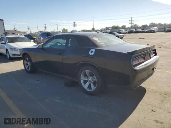 2019 Dodge Challenger SXT z VIN 2C3CDZAG0KH718927, wystawiony jako Copart lot #82374075 z przebiegiem 90 549 mil mil oraz Szkoda całkowita • Salvage title. Historia ofert i sprzedaży dostępna na DreamBid. Obrazek 2.