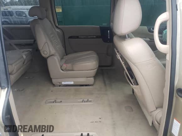 2007 Hyundai Entourage GLS с VIN KNDMC233676015006, выставлен на аукционе Copart как лот 79067784 с пробегом 105 469 миль миль и Списание • Salvage title. История ставок и продаж доступна на DreamBid. Изображение 11.