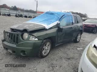 2009 Jeep Compass Sport с VIN 1J4FT47A09D140248, выставлен на аукционе Copart как лот 84653554 с пробегом Не указан миль и Списание • Salvage title. История ставок и продаж доступна на DreamBid. Изображение 1.