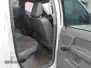 2006 Dodge 1500 SLT с VIN 1D7HA18N56S708236, выставлен на аукционе IAAI как лот 43089912 с пробегом 229 953 миль миль и . История ставок и продаж доступна на DreamBid. Изображение 8.