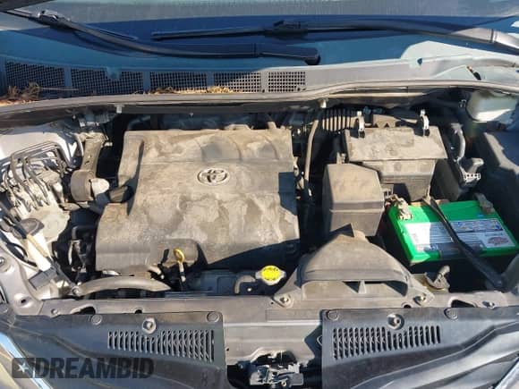 2011 Toyota Sienna LE with VIN 5TDJK3DC5BS019471, listed as a IAAI auction lot 43121145 with 214,140 mi miles and . Bid and sale history available at DreamBid. Image 10.