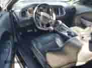 2018 Dodge Challenger R/T Scat Pack z VIN 2C3CDZFJ5JH128189, wystawiony jako Copart lot #62534385 z przebiegiem 41 672 mil mil oraz Szkoda całkowita • Salvage title. Historia ofert i sprzedaży dostępna na DreamBid. Obrazek 8.