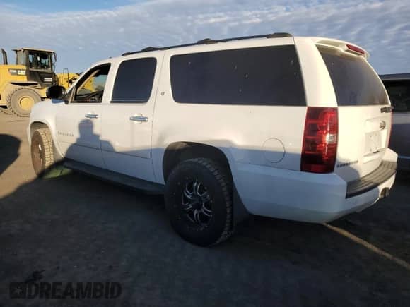 2007 Chevrolet Suburban LT с VIN 3GNFK16317G229697, выставлен на аукционе Copart как лот 87079304 с пробегом 250 055 миль миль и Чистый • Clean title. История ставок и продаж доступна на DreamBid. Изображение 2.