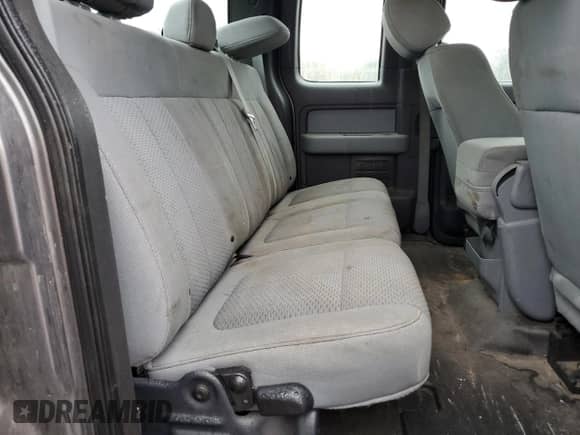 2013 Ford F-150 STX с VIN 1FTFX1EF1DFC75825, выставлен на аукционе Copart как лот 81069525 с пробегом 135 479 миль миль и Списание • Salvage title. История ставок и продаж доступна на DreamBid. Изображение 10.