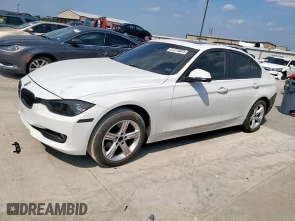 2013 BMW 3 Series 328i с VIN WBA3A5G51DNP26965, выставлен на аукционе Copart как лот 81270935 с пробегом 184 798 миль миль и Списание • Salvage title. История ставок и продаж доступна на DreamBid. Изображение 1.