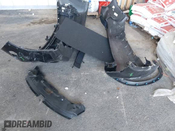 2023 Mitsubishi Outlander ES z VIN JA4ARUAU9PU013541, wystawiony jako IAAI lot #42392348 z przebiegiem 27 760 mil mil oraz . Historia ofert i sprzedaży dostępna na DreamBid. Obrazek 12.