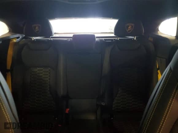 2024 Lamborghini Urus S с VIN ZPBUB3ZLXRLA32288, выставлен на аукционе Copart как лот 62143725 с пробегом 3 107 миль миль и Списание • Salvage title. История ставок и продаж доступна на DreamBid. Изображение 10.