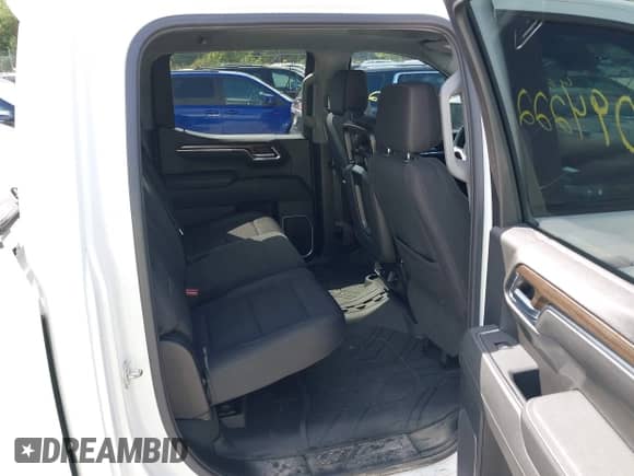 2023 Chevrolet Silverado 1500 LT z VIN 1GCPDKEK9PZ279060, wystawiony jako IAAI lot #43094222 z przebiegiem 25 842 mil mil oraz . Historia ofert i sprzedaży dostępna na DreamBid. Obrazek 8.