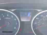 2013 Hyundai Tucson GLS z VIN KM8JUCAC7DU582286, wystawiony jako IAAI lot #43255238 z przebiegiem 165 637 mil mil oraz . Historia ofert i sprzedaży dostępna na DreamBid. Obrazek 7.