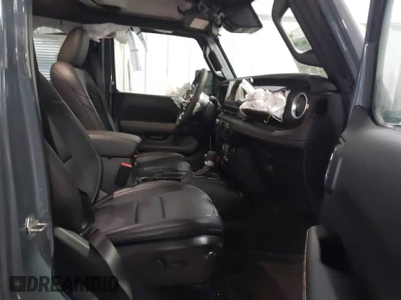 2024 Jeep Wrangler Sahara с VIN 1C4PJXEG9RW355379, выставлен на аукционе IAAI как лот 41409782 с пробегом 921 миль миль и . История ставок и продаж доступна на DreamBid. Изображение 5.