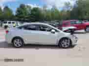 2017 Chevrolet Cruze LT z VIN 1G1BE5SM6H7269154, wystawiony jako IAAI lot #43217383 z przebiegiem 101 243 mil mil oraz . Historia ofert i sprzedaży dostępna na DreamBid. Obrazek 13.