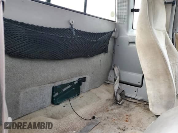 1993 Chevrolet S-10 с VIN 1GCCS19R8P8153719, выставлен на аукционе Copart как лот 54924445 с пробегом 214 074 миль миль и Списание • Salvage title. История ставок и продаж доступна на DreamBid. Изображение 10.