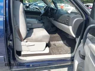 2011 Chevrolet Silverado 1500 LT с VIN 3GCPCSE09BG285371, выставлен на аукционе IAAI как лот 43215403 с пробегом 126 703 миль миль и . История ставок и продаж доступна на DreamBid. Изображение 5.