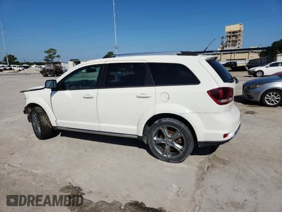 2018 Dodge Journey Crossroad with VIN 3C4PDCGG3JT157050, listed as a Copart auction lot 69780305 with 86,144 mi miles and Salvage title. Bid and sale history available at DreamBid. Image 2.