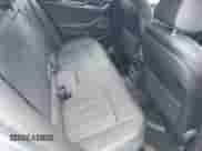 2021 BMW 5 Series 530i xDrive z VIN WBA13BJ08MCF06170, wystawiony jako IAAI lot #42227277 z przebiegiem 21 985 mil mil oraz . Historia ofert i sprzedaży dostępna na DreamBid. Obrazek 8.