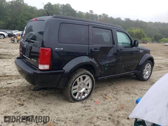 2011 Dodge Nitro Heat with VIN 1D4PU4GKXBW570737, listed as a Copart auction lot 69250585 with 18,669 mi miles and Salvage title. Bid and sale history available at DreamBid. Image 3.