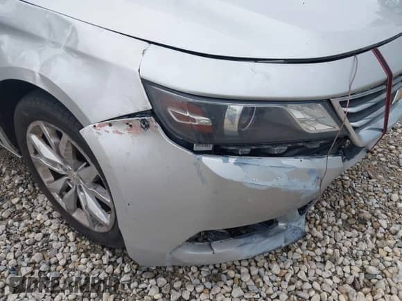 2018 Chevrolet Impala LT with VIN 1G1105SA1JU101185, listed as a IAAI auction lot 42521277 with 177,189 mi miles and . Bid and sale history available at DreamBid. Image 17.