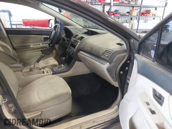 2012 Subaru Impreza 2.0i z VIN JF1GPAA6XCH214993, wystawiony jako IAAI lot #42467000 z przebiegiem 259 717 mil mil oraz . Historia ofert i sprzedaży dostępna na DreamBid. Obrazek 5.