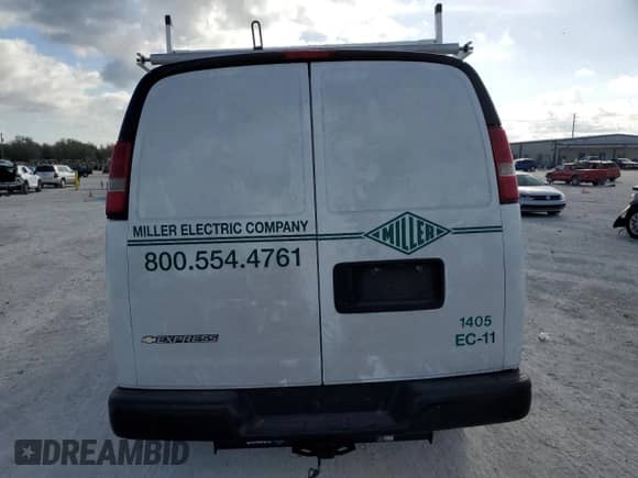 2023 Chevrolet Express Cargo с VIN 1GCWGAFP2P1212130, выставлен на аукционе Copart как лот 45228605 с пробегом Не указан миль и На запчасти • Non repairable. История ставок и продаж доступна на DreamBid. Изображение 6.