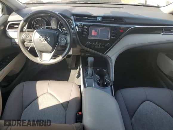 2018 Toyota Camry SE with VIN 4T1B11HK2JU052740, listed as a Copart auction lot 81002885 with 61,591 mi miles and Salvage title. Bid and sale history available at DreamBid. Image 8.