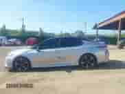 2019 Toyota Camry XSE z VIN 4T1B61HK0KU246668, wystawiony jako IAAI lot #42580274 z przebiegiem 61 325 mil mil oraz . Historia ofert i sprzedaży dostępna na DreamBid. Obrazek 14.