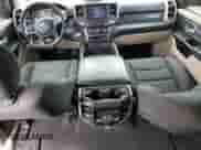 2019 Ram 1500 Big Horn z VIN 1C6SRFFT5KN804293, wystawiony jako Copart lot #71616385 z przebiegiem 116 178 mil mil oraz Szkoda całkowita • Salvage title. Historia ofert i sprzedaży dostępna na DreamBid. Obrazek 8.