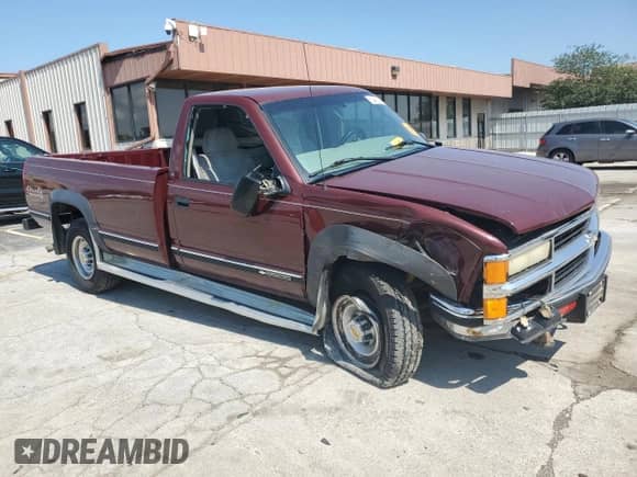 2000 Chevrolet Silverado 2500 z VIN 1GCGK24R1YR179315, wystawiony jako Copart lot #62485564 z przebiegiem 125 566 mil mil oraz Szkoda całkowita • Salvage title. Historia ofert i sprzedaży dostępna na DreamBid. Obrazek 4.