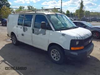 2009 Chevrolet Express Cargo с VIN 1GCFG15X291154296, выставлен на аукционе IAAI как лот 43363104 с пробегом 337 671 миль миль и . История ставок и продаж доступна на DreamBid. Изображение 1.
