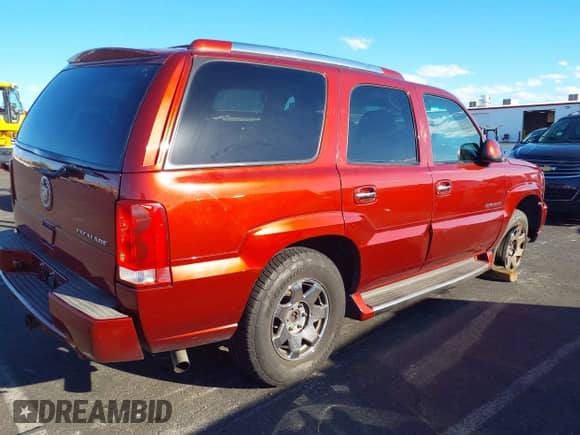 2003 Cadillac Escalade with VIN 1GYEK63N73R144567, listed as a IAAI auction lot 43374618 with 193,241 mi miles and . Bid and sale history available at DreamBid. Image 4.