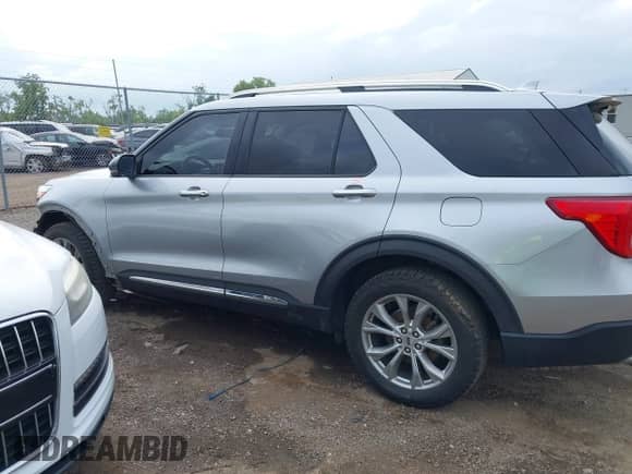 2020 Ford Explorer Limited z VIN 1FMSK8FHXLGC78054, wystawiony jako IAAI lot #43033258 z przebiegiem 92 166 mil mil oraz . Historia ofert i sprzedaży dostępna na DreamBid. Obrazek 15.