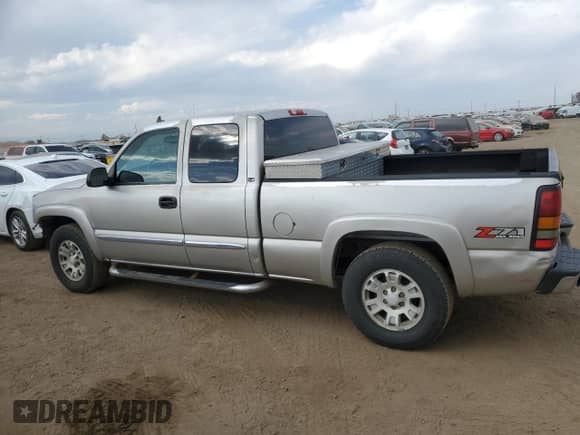 2007 GMC Sierra 1500 SLT с VIN 2GTEK19Z371137665, выставлен на аукционе Copart как лот 75189474 с пробегом 271 832 миль миль и Списание • Salvage title. История ставок и продаж доступна на DreamBid. Изображение 2.