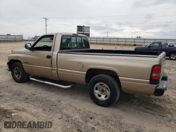 1996 Dodge 1500 с VIN 1B7HC16Y6TJ159102, выставлен на аукционе Copart как лот 55502895 с пробегом 160 517 миль миль и Списание • Salvage title. История ставок и продаж доступна на DreamBid. Изображение 2.