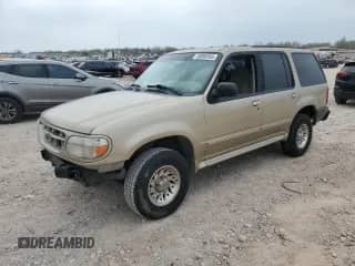 1999 Ford Explorer XL с VIN 1FMZU32X4XUC65686, выставлен на аукционе Copart как лот 50986595 с пробегом 123 245 миль миль и Списание • Salvage title. История ставок и продаж доступна на DreamBid. Изображение 1.