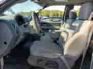 2007 Ford F-150 XLT с VIN 1FTPX14557FA50230, выставлен на аукционе Copart как лот 82026905 с пробегом 148 213 миль миль и Чистый • Clean title. История ставок и продаж доступна на DreamBid. Изображение 7.