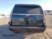 2015 Cadillac Escalade ESV Premium с VIN 1GYS3TKJ9FR536029, выставлен на аукционе Copart как лот 61504725 с пробегом 102 043 миль миль и Списание • Salvage title. История ставок и продаж доступна на DreamBid. Изображение 6.