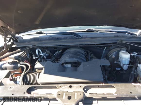 2019 Chevrolet Suburban LT с VIN 1GNSCHKC9KR188917, выставлен на аукционе IAAI как лот 43428771 с пробегом 161 530 миль миль и . История ставок и продаж доступна на DreamBid. Изображение 10.