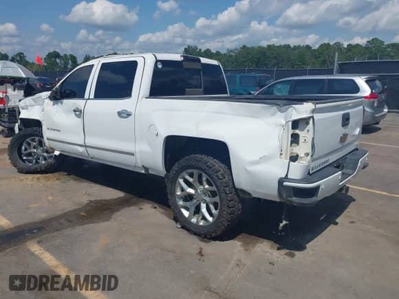 2016 Chevrolet Silverado 1500 LTZ с VIN 3GCUKSEC6GG225734, выставлен на аукционе IAAI как лот 43037585 с пробегом 92 277 миль миль и . История ставок и продаж доступна на DreamBid. Изображение 3.