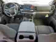 2024 Chevrolet Silverado 1500 RST с VIN 2GCPADED5R1181693, выставлен на аукционе Copart как лот 65988955 с пробегом 37 651 миль миль и Списание • Salvage title. История ставок и продаж доступна на DreamBid. Изображение 8.