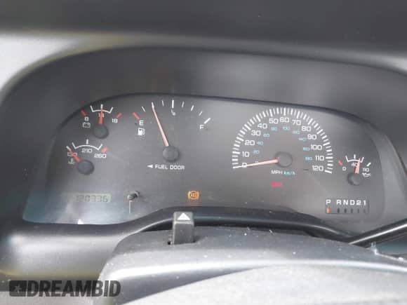1998 Dodge 2500 with VIN 3B7KC26Z1WM267154, listed as a IAAI auction lot 42206886 with 120,336 mi miles and . Bid and sale history available at DreamBid. Image 7.