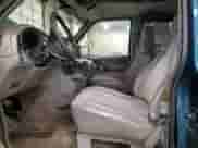 2001 Chevrolet Astro with VIN 1GNDM19W21B122794, listed as a Copart auction lot 88815605 with 253,321 mi miles and Clean title. Bid and sale history available at DreamBid. Image 7.