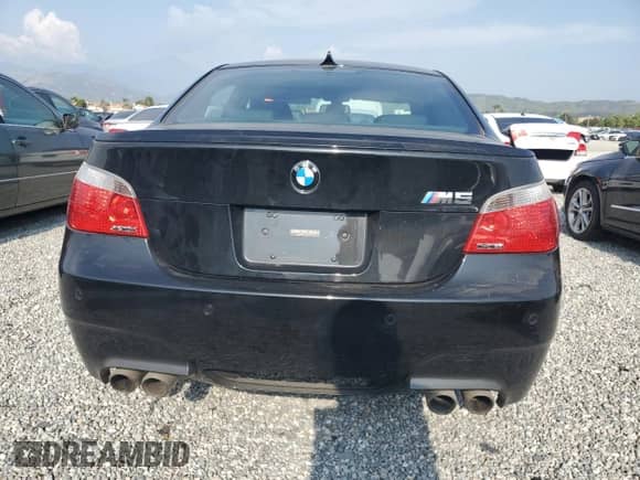 2006 BMW 5 Series M5 с VIN WBSNB93516B583812, выставлен на аукционе Copart как лот 54267665 с пробегом 11 632 миль миль и Чистый • Clean title. История ставок и продаж доступна на DreamBid. Изображение 6.