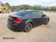 2013 Chevrolet Cruze LS z VIN 1G1PA5SH1D7265656, wystawiony jako IAAI lot #43159238 z przebiegiem 169 656 mil mil oraz . Historia ofert i sprzedaży dostępna na DreamBid. Obrazek 4.