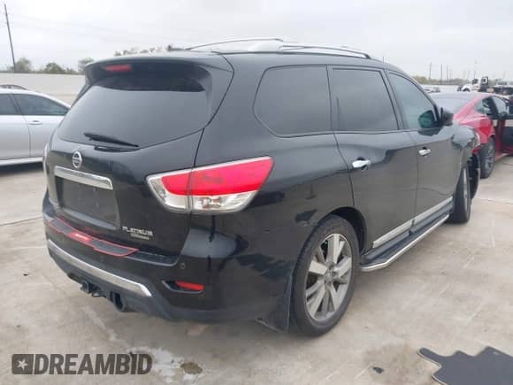 2014 Nissan Pathfinder Platinum with VIN 5N1AR2MN0EC619145, listed as a IAAI auction lot 41032657 with 148,405 mi miles and . Bid and sale history available at DreamBid. Image 4.