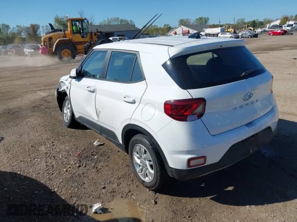 2021 Hyundai Venue SE с VIN KMHRB8A39MU104604, выставлен на аукционе IAAI как лот 43366319 с пробегом 139 393 миль миль и . История ставок и продаж доступна на DreamBid. Изображение 3.
